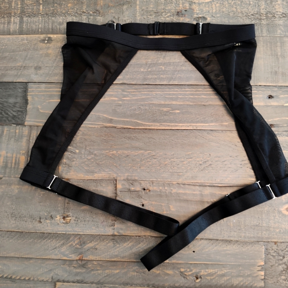 Bandurska Garter